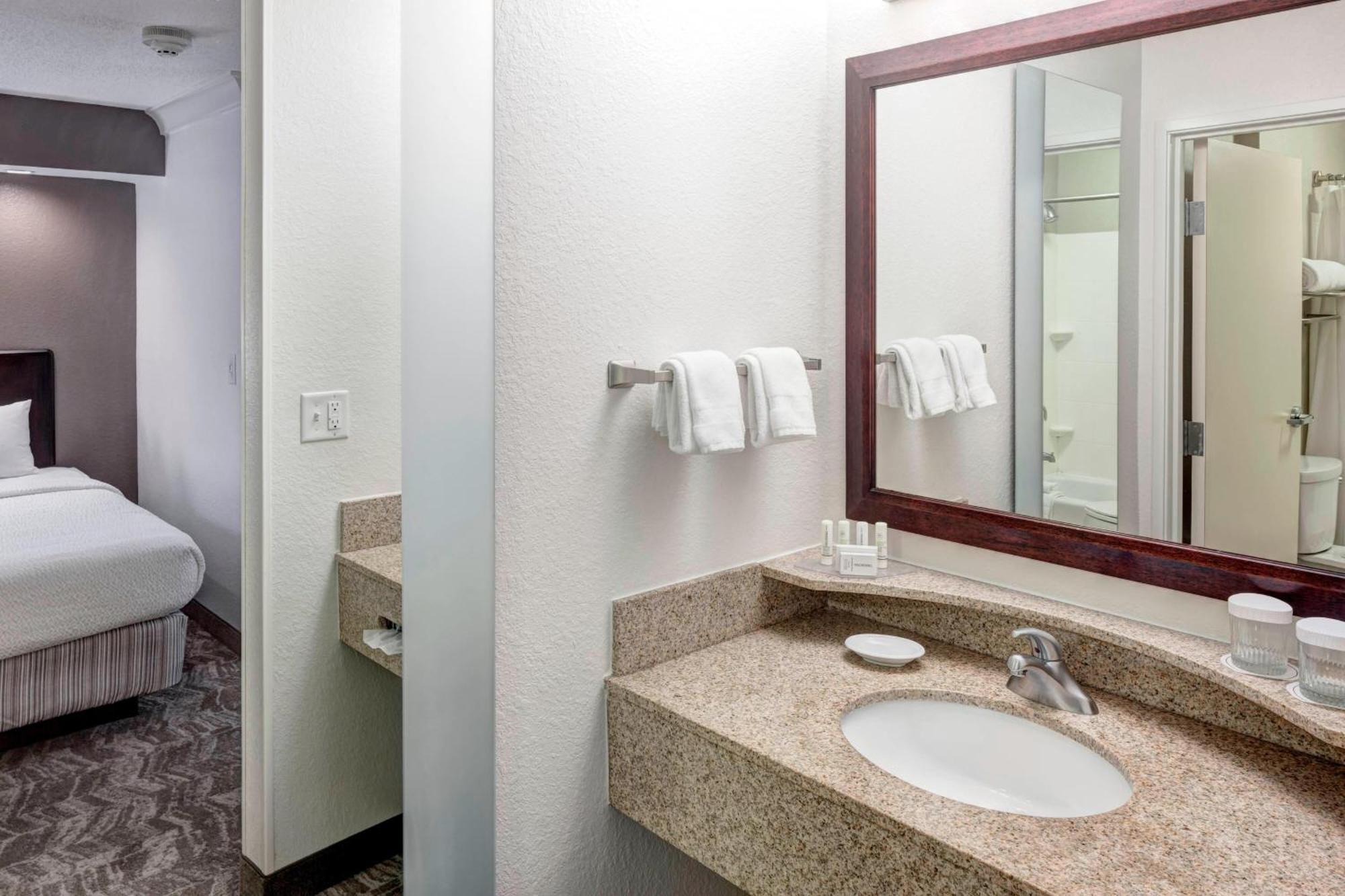 Springhill Suites Columbus Bagian luar foto